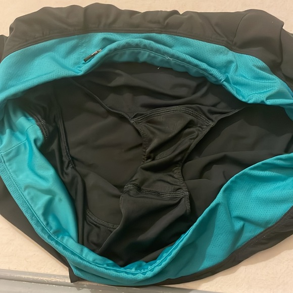 North Face running shorts size Large Blue - Picture 4 of 8